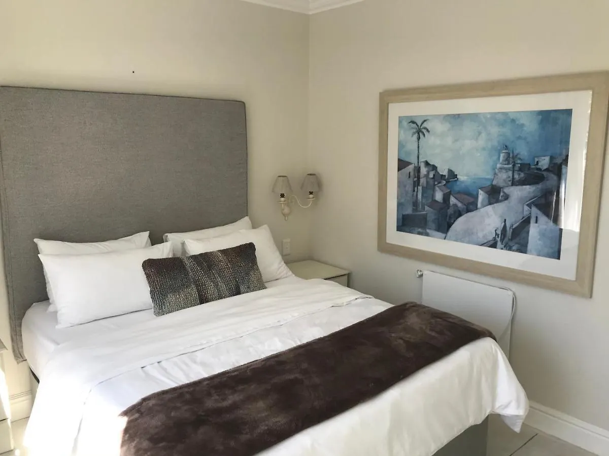 Bed & Breakfast 1 On Mona B & B Cape Town